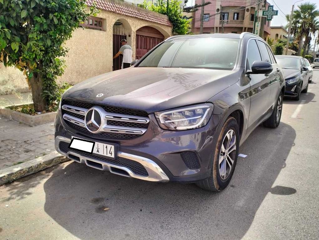 MERCEDES-BENZ GLC