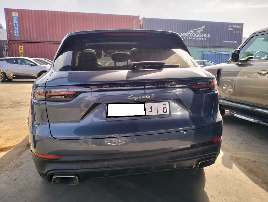 PORSCHE Cayenne 2021