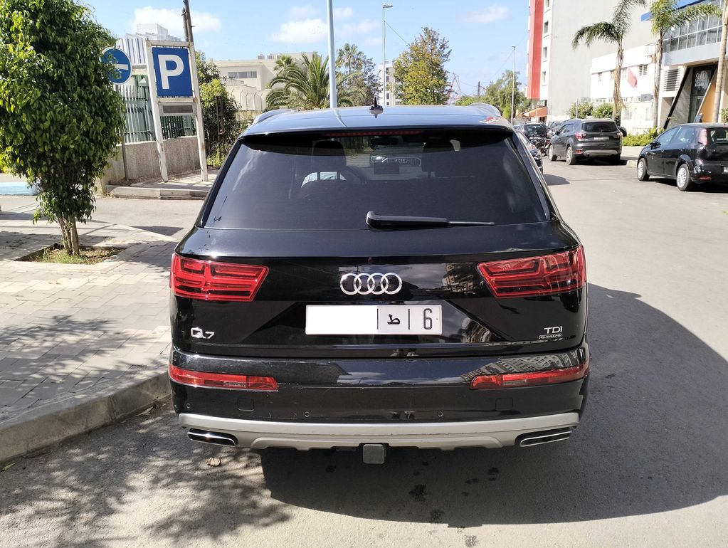 AUDI Q7 2023