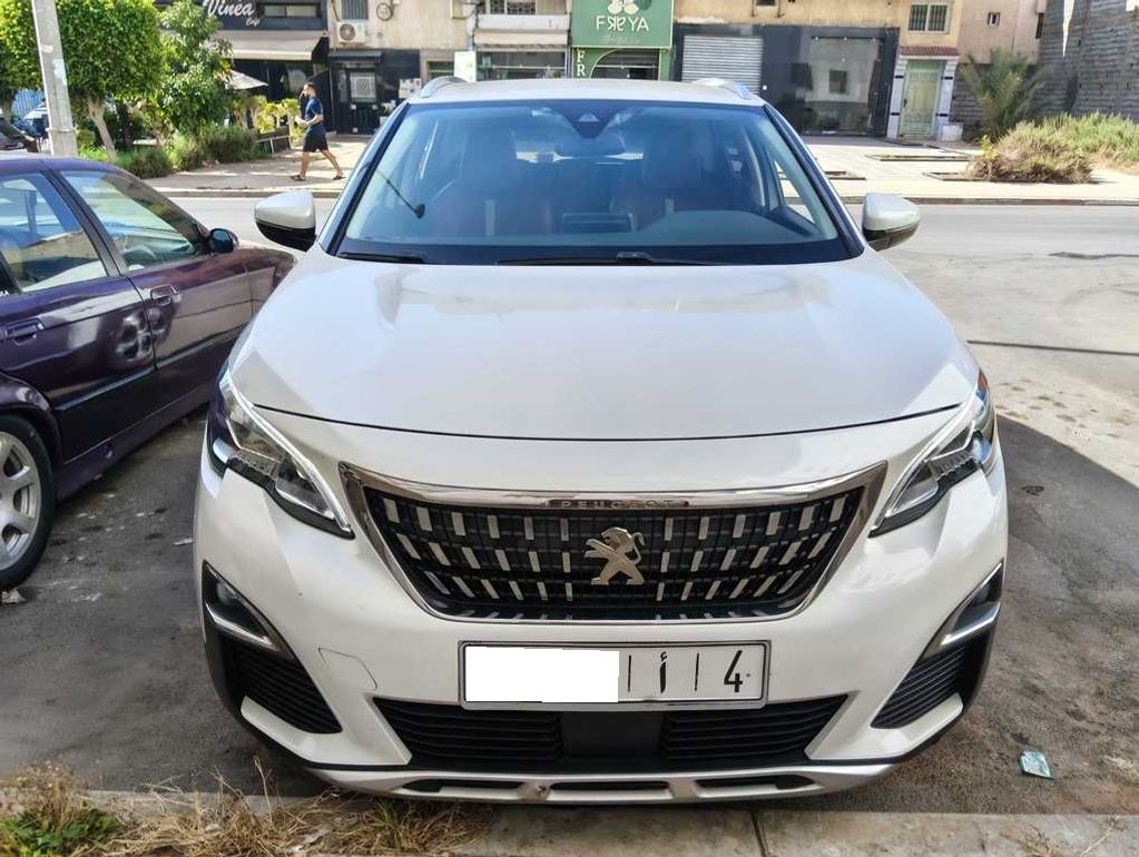 PEUGEOT 3008 2019