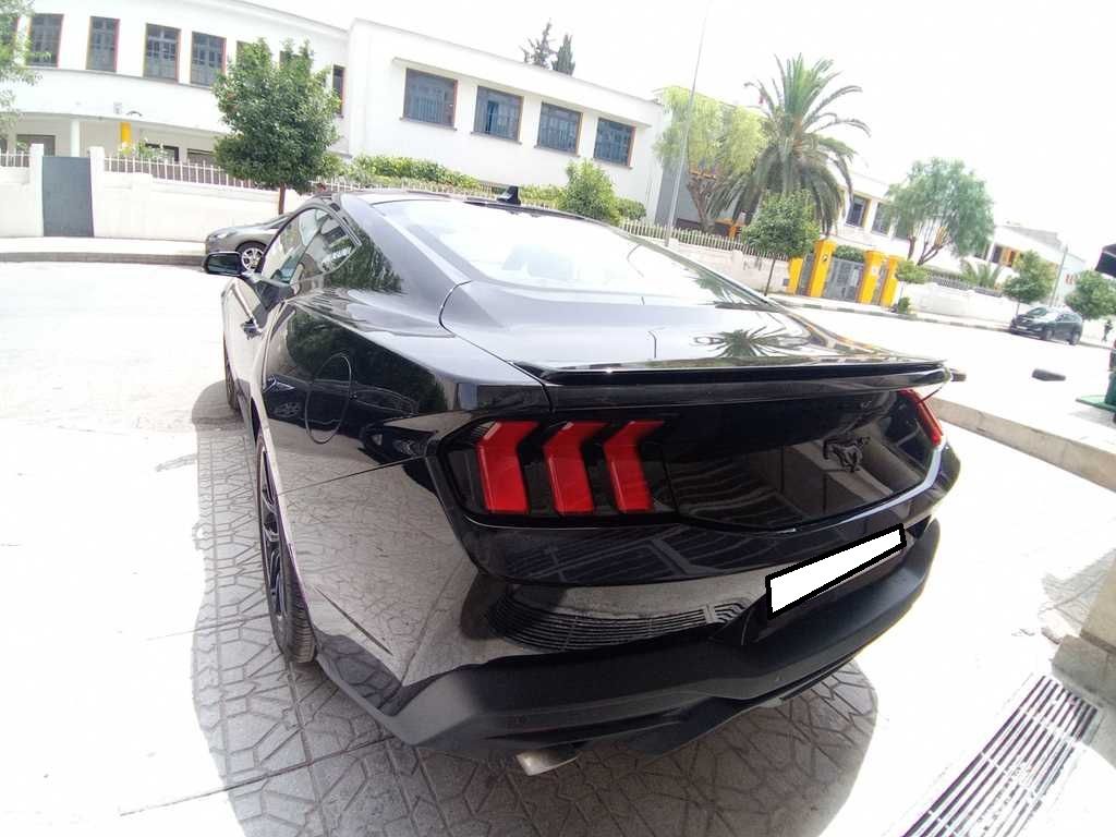 FORD Mustang Fastback 2025