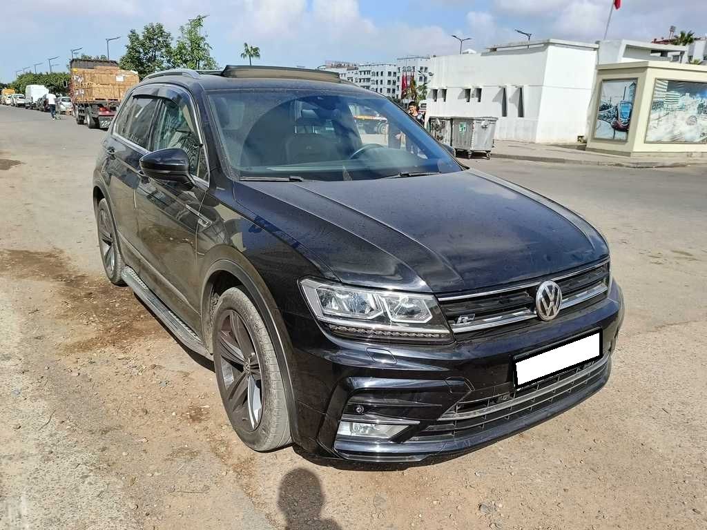 VOLKSWAGEN Tiguan 2016