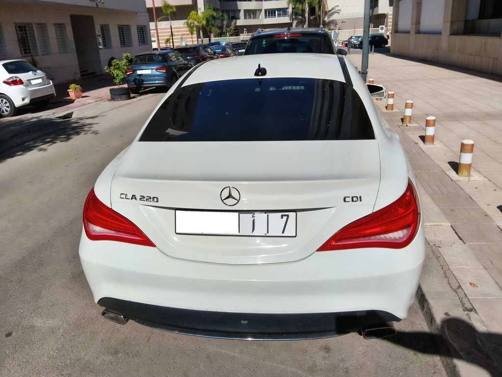 MERCEDES-BENZ CLA 2015