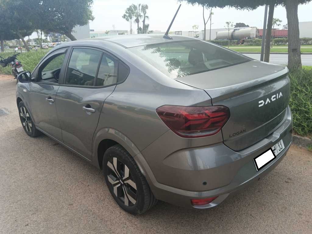 DACIA Logan 2025