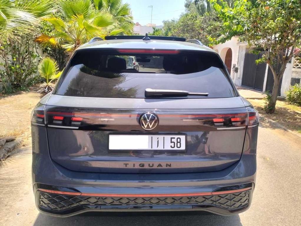 VOLKSWAGEN Tiguan 2025