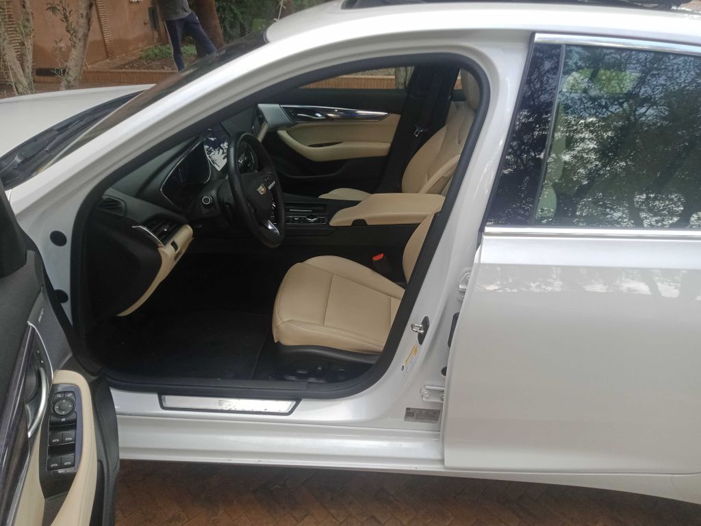 CADILLAC CT5 2020