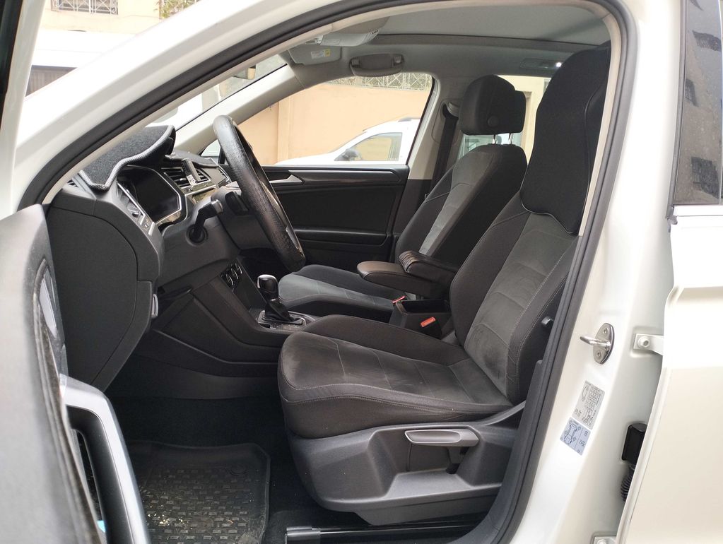 VOLKSWAGEN Tiguan 2019