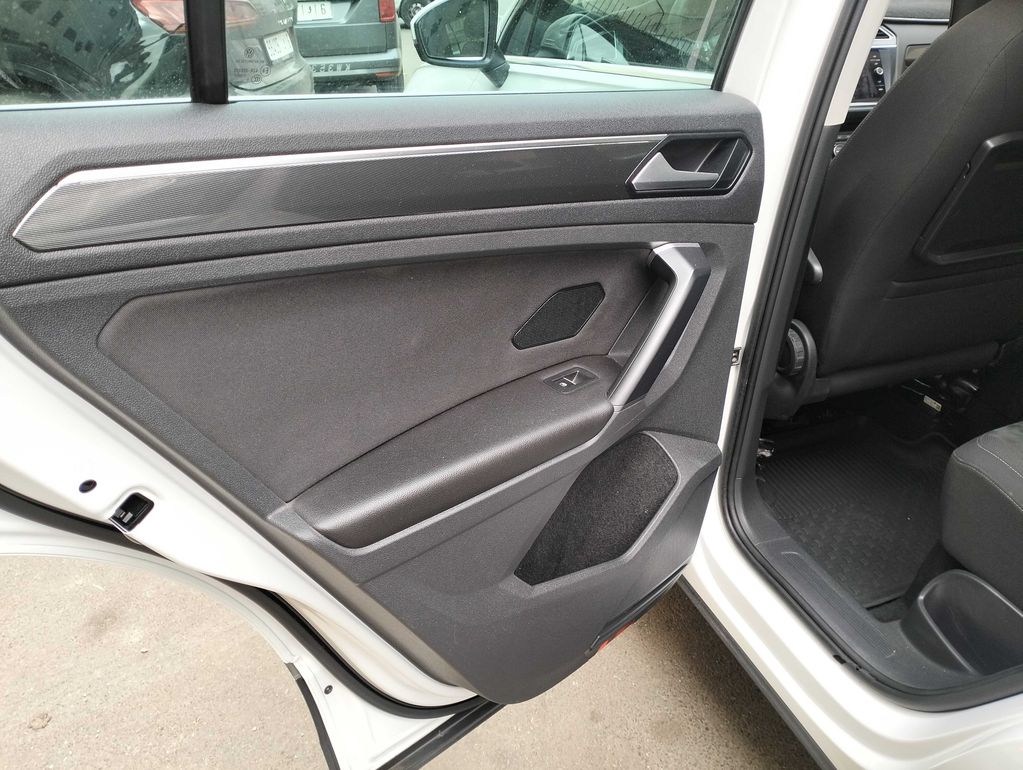 VOLKSWAGEN Tiguan 2019