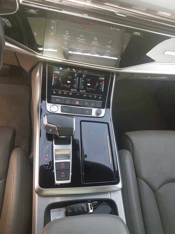AUDI Q8 2019