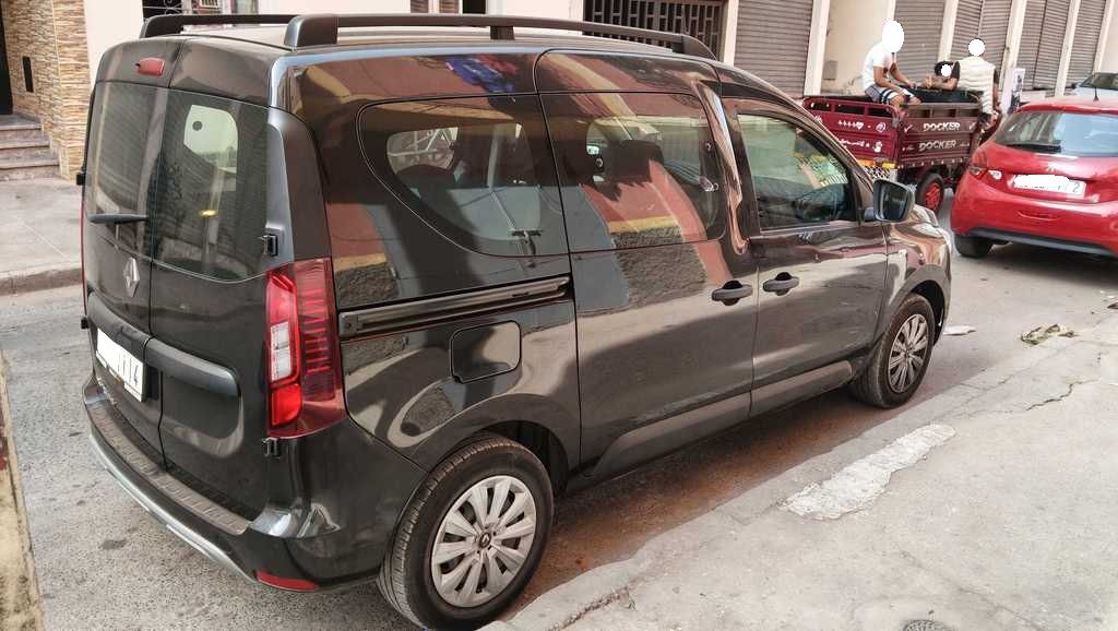 RENAULT Express 2025