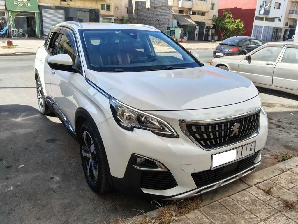 PEUGEOT 3008 2019