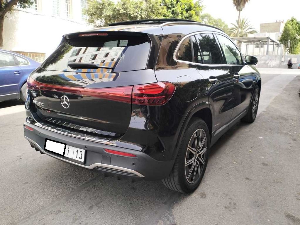 MERCEDES-BENZ EQA 2025