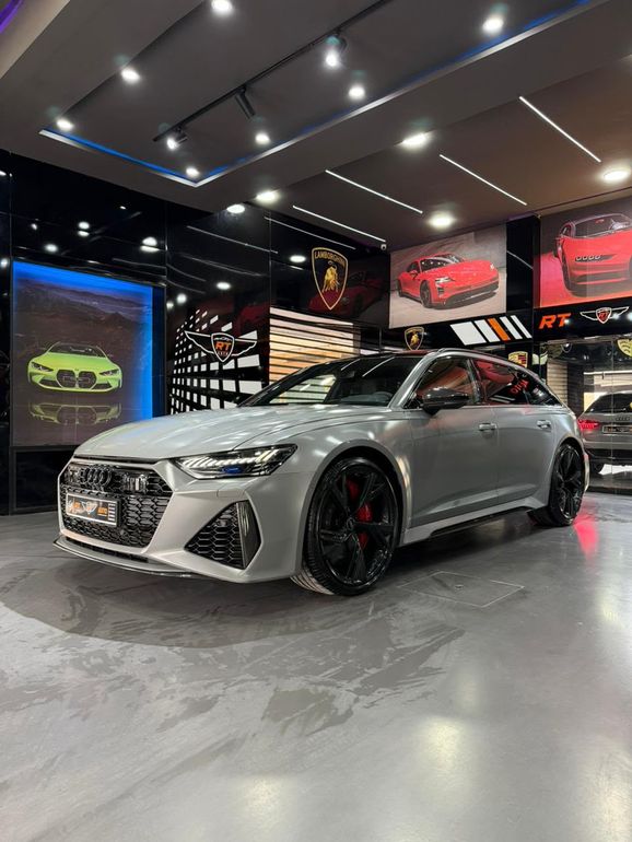 AUDI RS6
