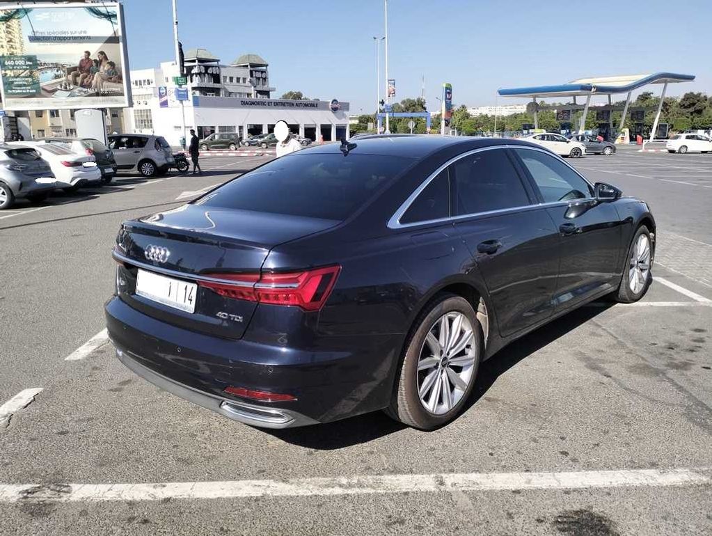 AUDI A6 2021