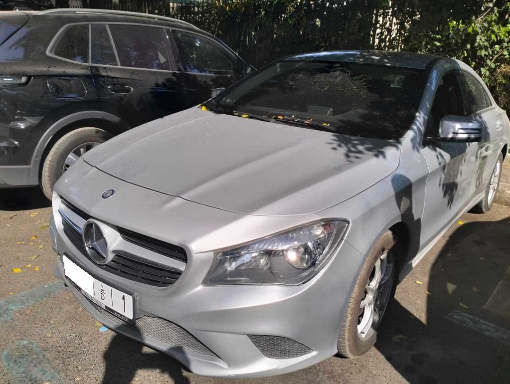 MERCEDES-BENZ CLA