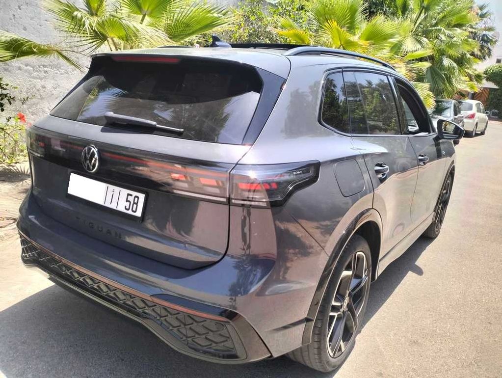 VOLKSWAGEN Tiguan 2025