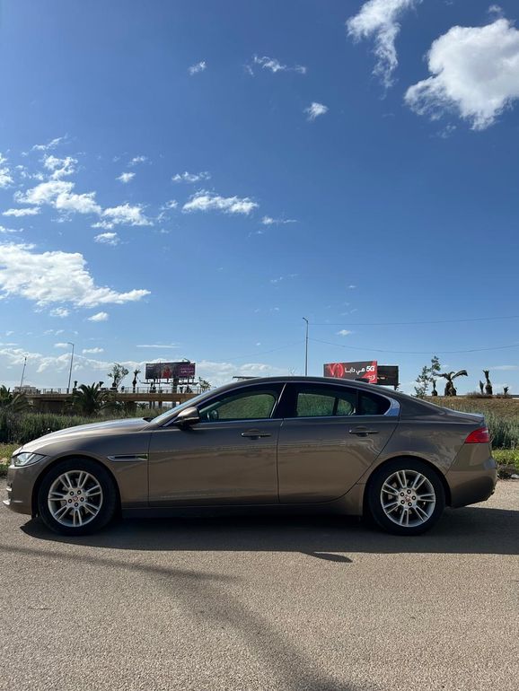 JAGUAR XE 2016