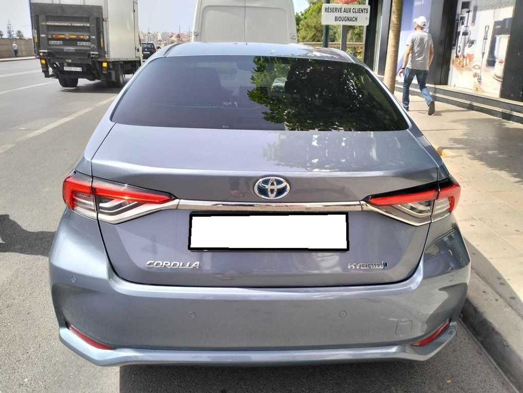 TOYOTA Corolla Prestige 2021
