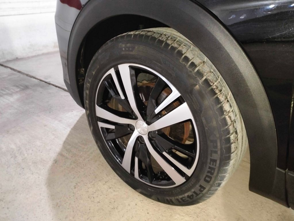 PEUGEOT 3008 2021