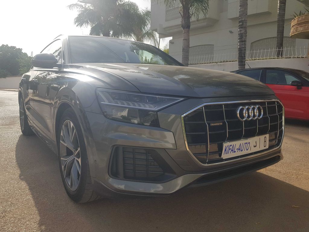 AUDI Q8 2019