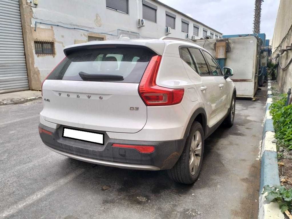 VOLVO XC40 2020