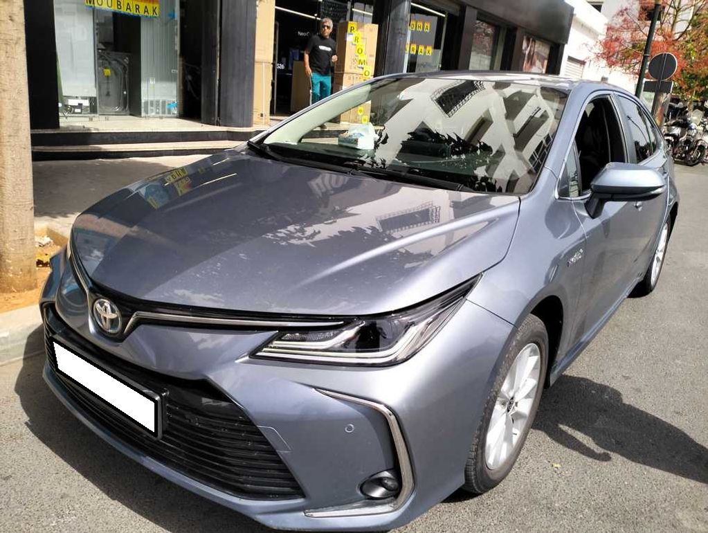 TOYOTA Corolla Prestige