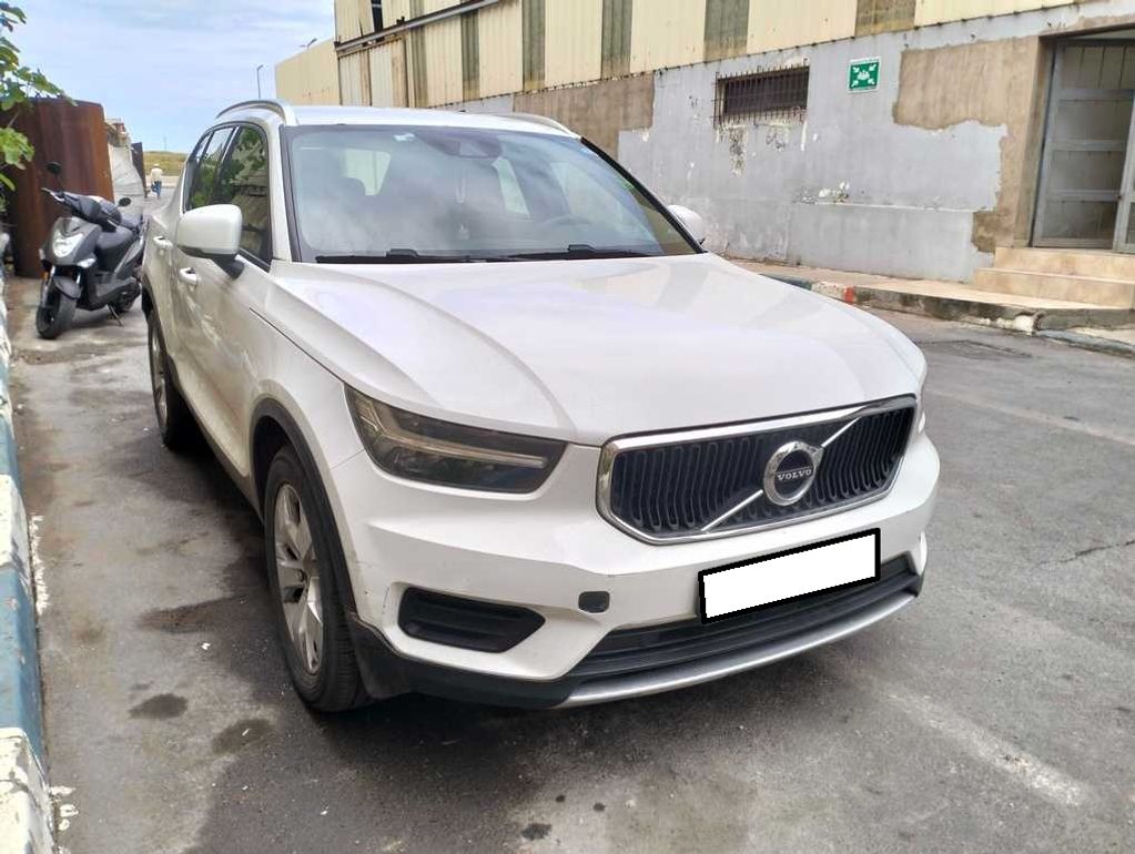 VOLVO XC40 2020