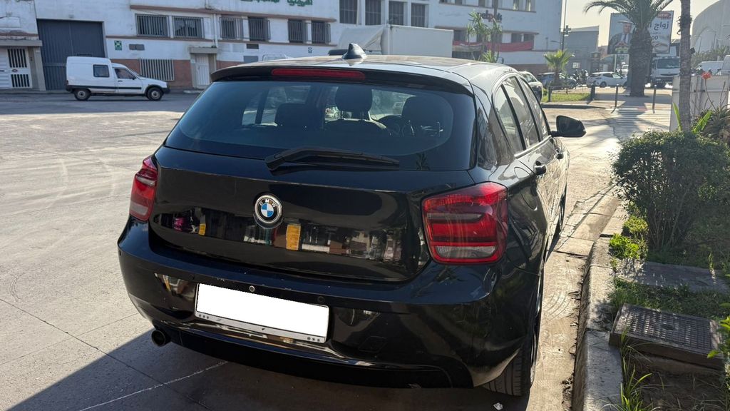 BMW SéRIE 1 2015