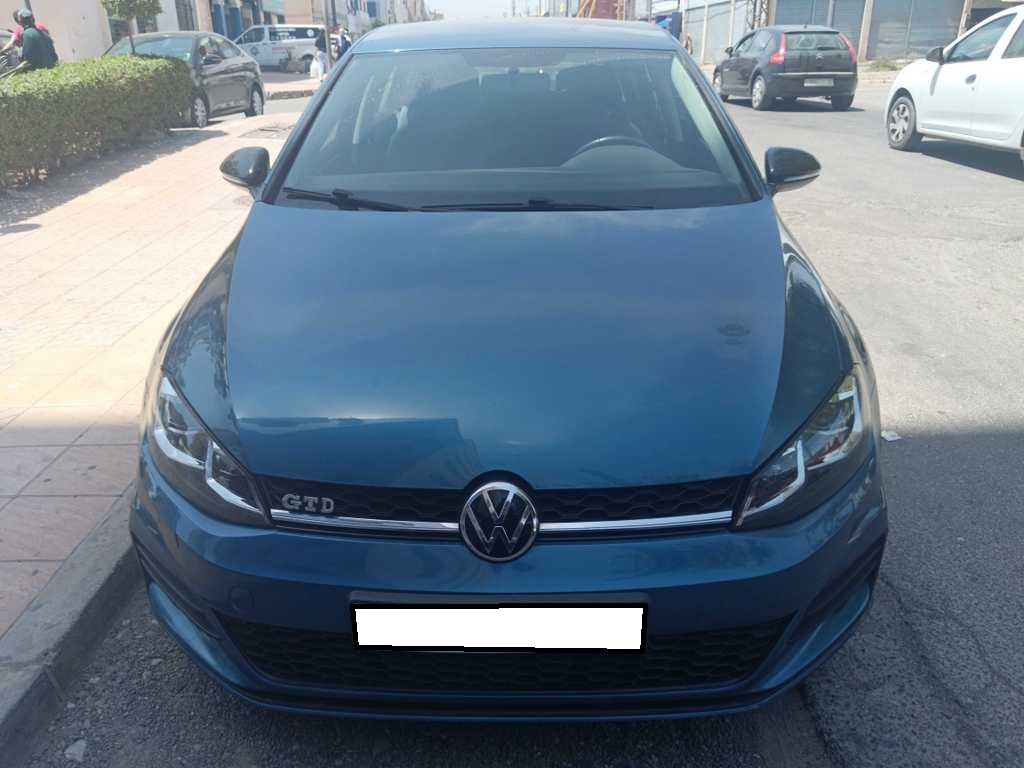 VOLKSWAGEN Golf 2018