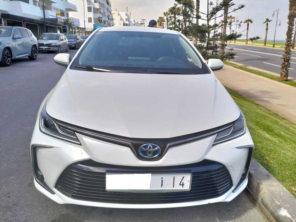 TOYOTA Corolla Prestige 2021