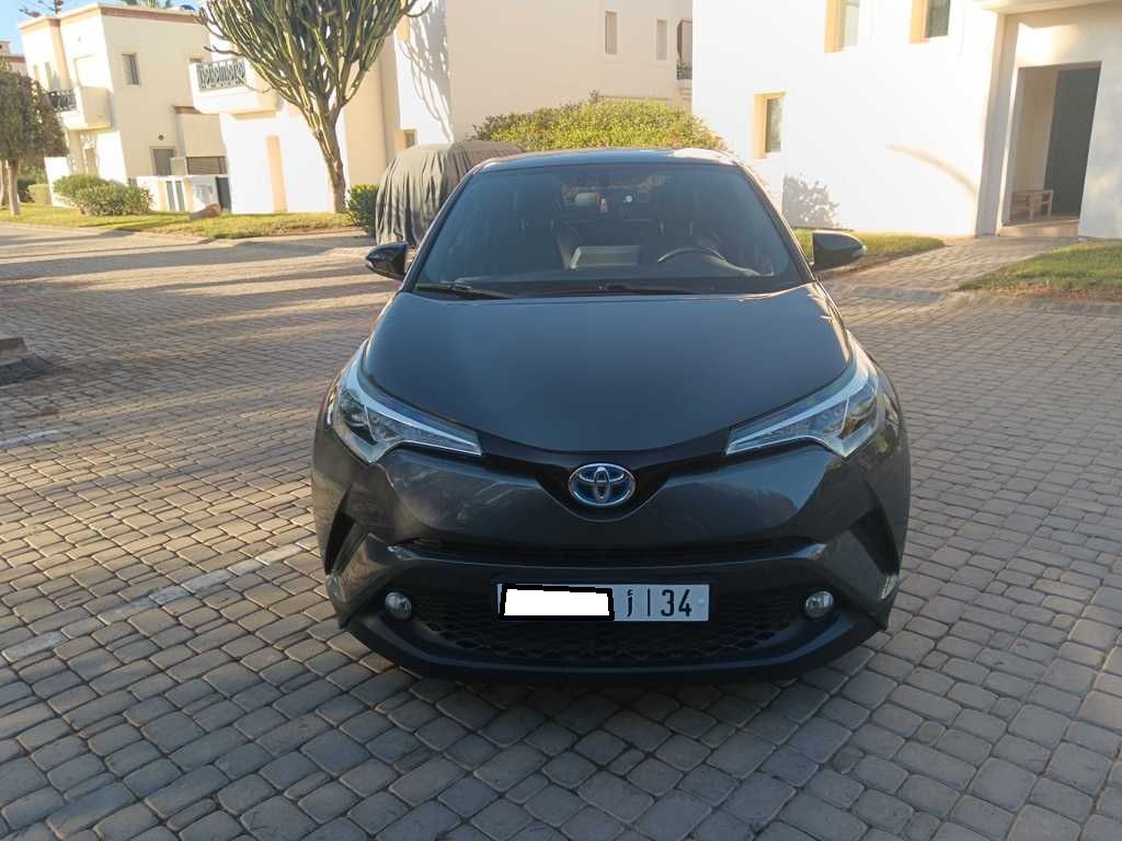 TOYOTA C-HR 2017