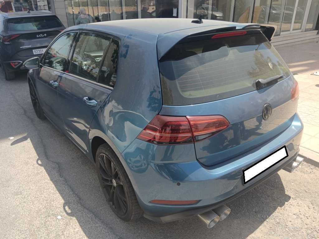 VOLKSWAGEN Golf 2018