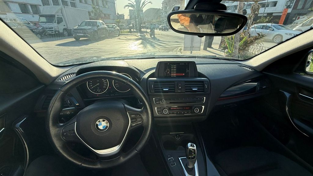 BMW SéRIE 1 2015