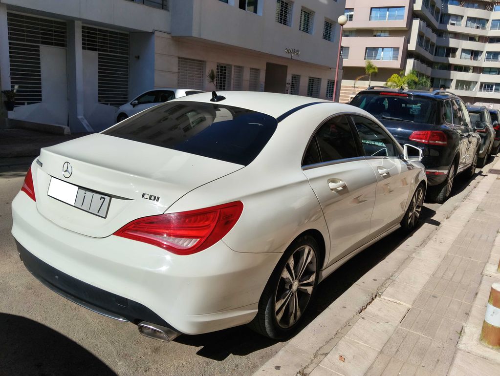 MERCEDES-BENZ CLA 2015