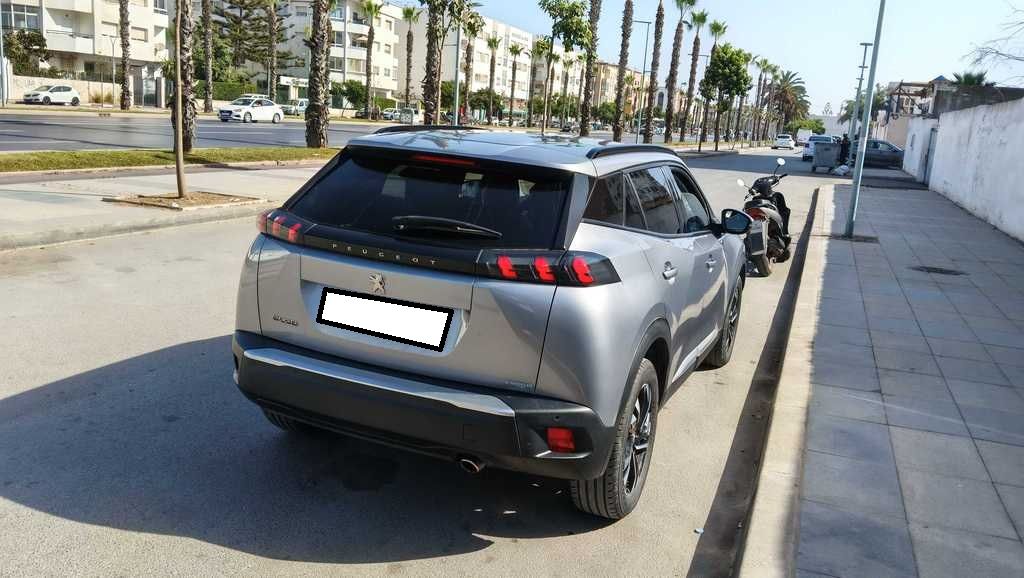 PEUGEOT 2008 2021