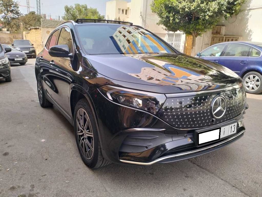MERCEDES-BENZ EQA 2025