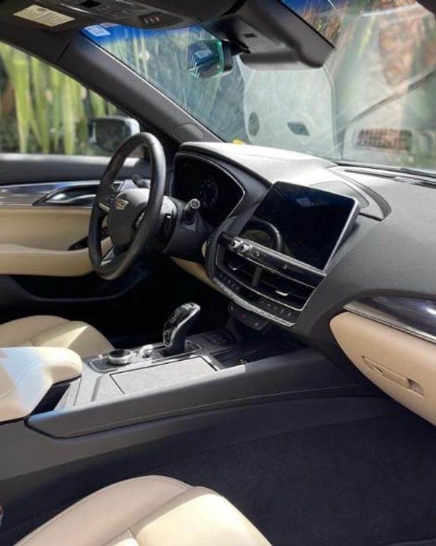 CADILLAC CT5 2020